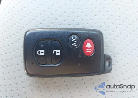 2014 Toyota Prius Three из США, поврежденный, VIN JTDKN3DU6E1839340